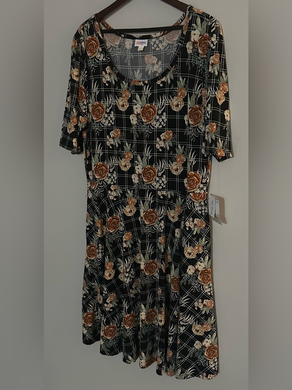Lularoe 3xl black floral Nicole dress NWT, pockets